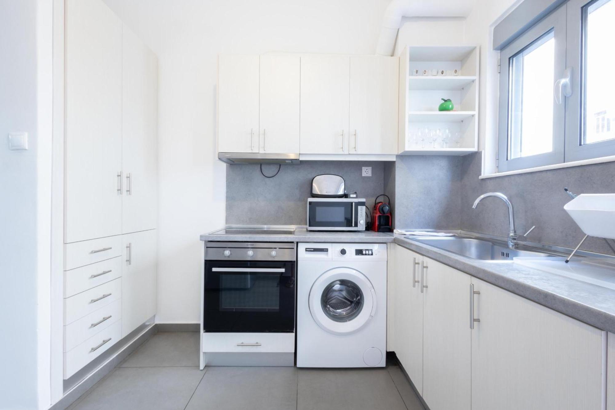 Renovated 5 Bdr House Near Acropolis - New Beds, Terrace & Green Yard Atény Exteriér fotografie